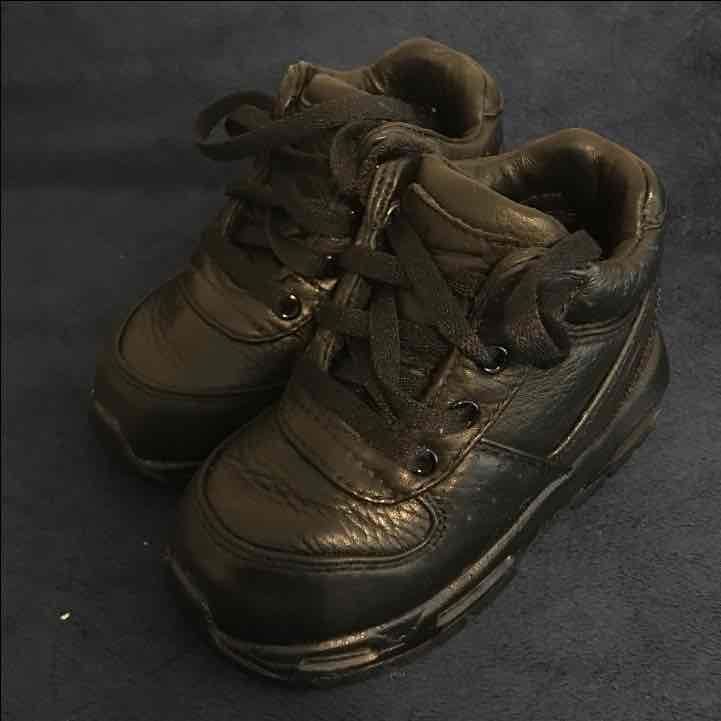 Nike ACG boots toddler 7c