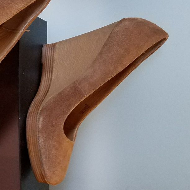 Michael Kors tan suede wedges. Size 8
