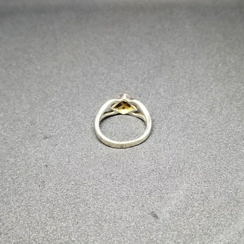 Sterling silver, mother of pearl ring