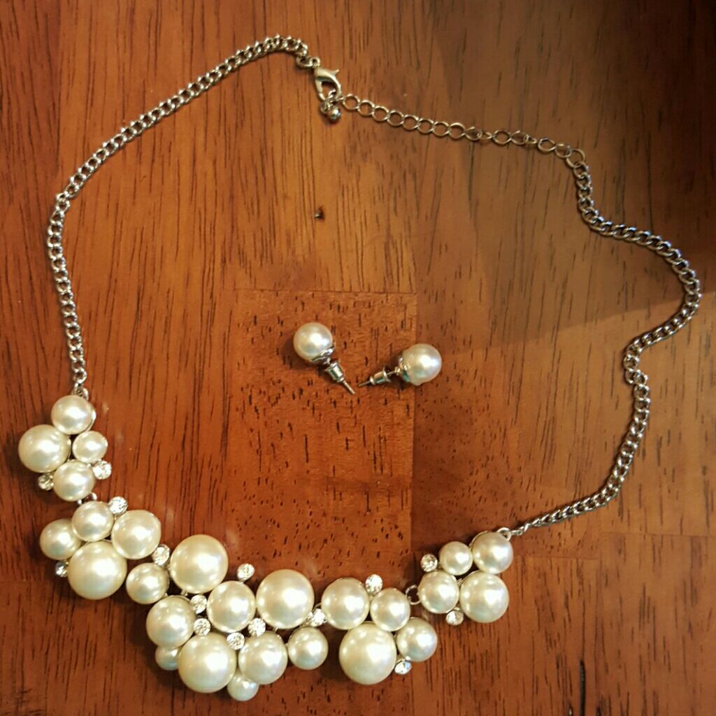Fashion bubble necklace/ earring set