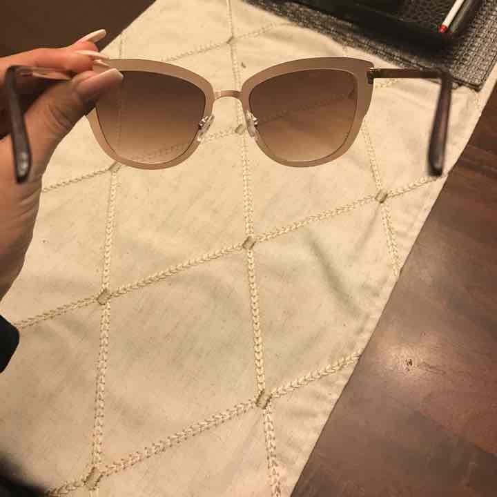 Quay Australia Super Girl Sunglasses