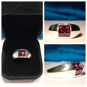 4 PRINCESS CUT PLUM RHODOLITE 925 RING