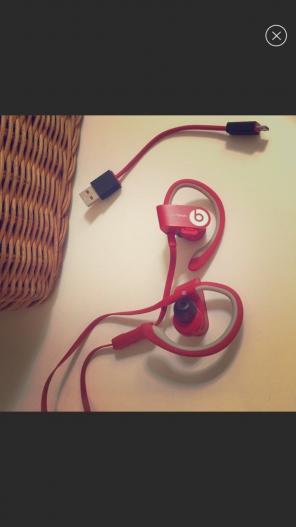 Beats By Dre Wireless Headphones