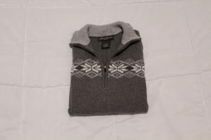 Eddue Bauer Sweater (partial zip-up)