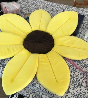 Yellow Sunflower Blooming Bath
