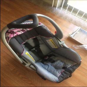 Baby Trend Car Seat with base
