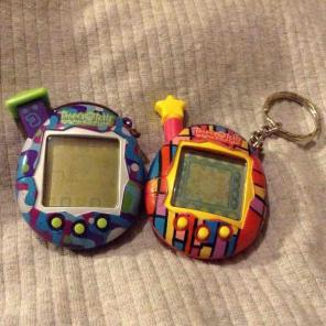 Bundle of 2 Tamagotchi's pink and purple