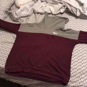Love Pink turtle neck sweatshirt