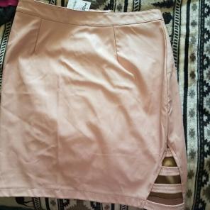 New with tags blush pink leather skirt