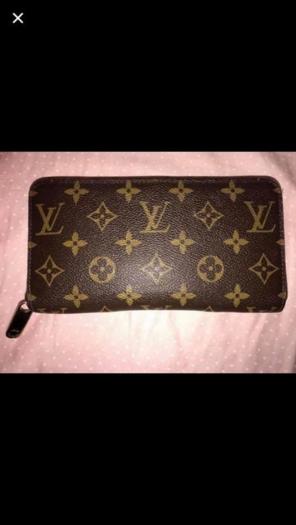 Louis Vuitton Zippy Wallet