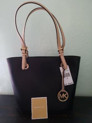 Micheal Kors tote
