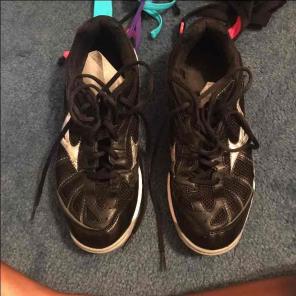 Mizuno volleyball shoes