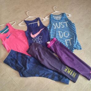 *FREE SHIP* nike pro tank!