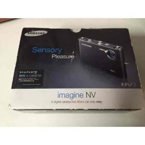 Samsung Digimax NV3 7MP Digital Camera