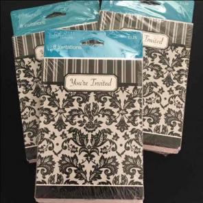 Beautiful Demask Invitations & Envelopes