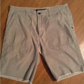 Young Men's Kenneth Cole Shorts Sz 30
