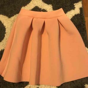 NWOT Medium Charlotte Russe bubble skirt