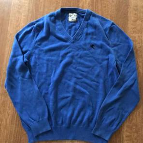 Medium express sweater