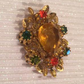 Vintage Gold Filagree Crystal Finding