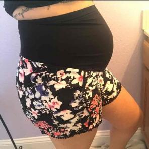 Maternity shorts