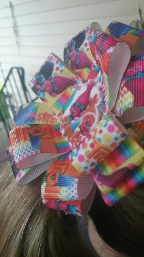 Girls HAIRBOW LOT OF 4 TROLLS & SHOPKINS