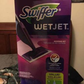 Swiffer Wet Jet hopping kit box
