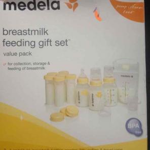 Breastmilk feeding gift set NEW