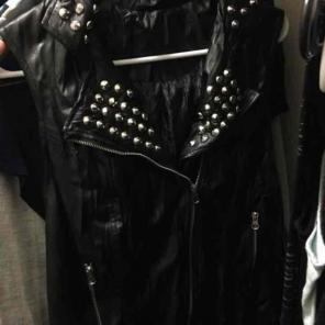 Large vest