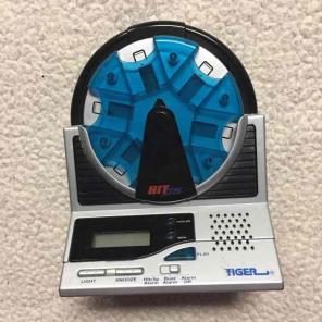 Hit Clips 2000 Music Alarm Clock