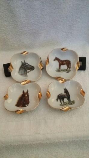 Vintage Horse Ashtrays - 4pcs