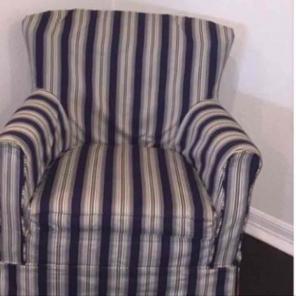 Pottery barn kids mini chair Blue stripe
