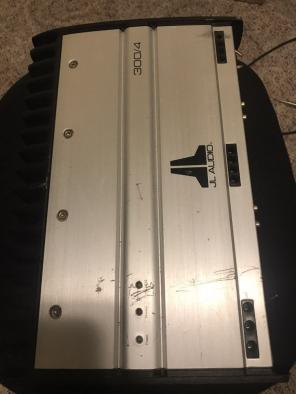 JL Audio 300/4