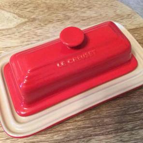 NWOT Le Creuset Butter Dish
