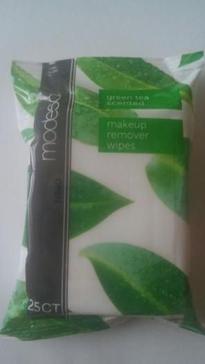 Makeup remover wipes