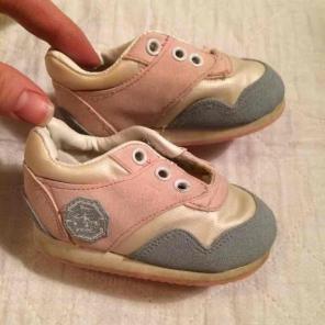 Pink & Blue Vintage Baby Shoes Like New