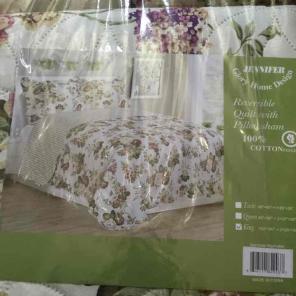 NEW KNG SIZE BEDSPREAD FLOWERED