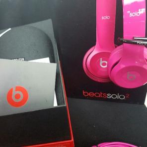 Beats by Dre headphones solo2
