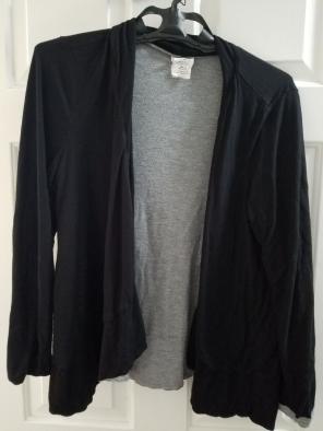 Maternity cardigan -- large