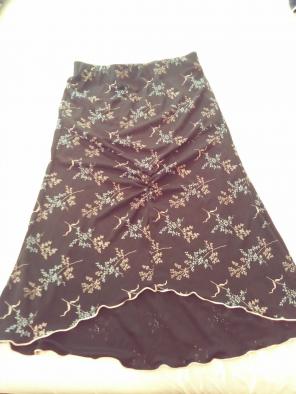 Woman skirt suit