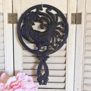 Large rooster trivet