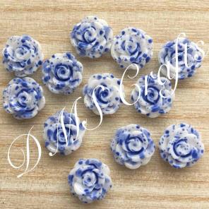 12 Pc Blue/wht Roses Cabochon Flatback