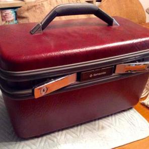 Vintage Samsonite Traincase