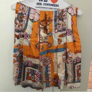 EUC Walter silk skirt sz 4