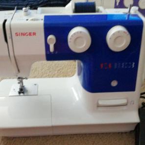 Singer 30 Stitch Function Sewing Machine