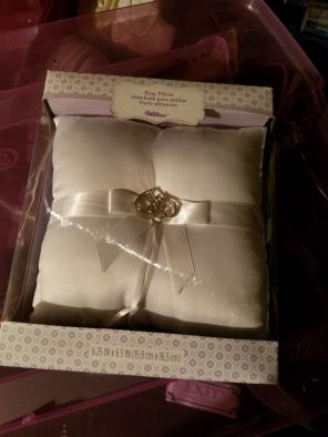 Ring bear pillow wedding