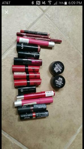 Lipstick n eyeshadow