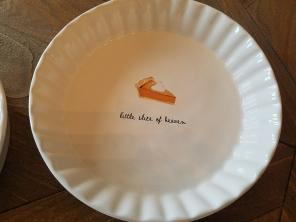 Rae Dunn Pie Plate