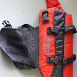 Outward Hound Life Jacket size M