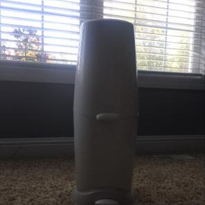 Diaper Genie With New Refill
