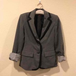Gray and black lined blazer jacket